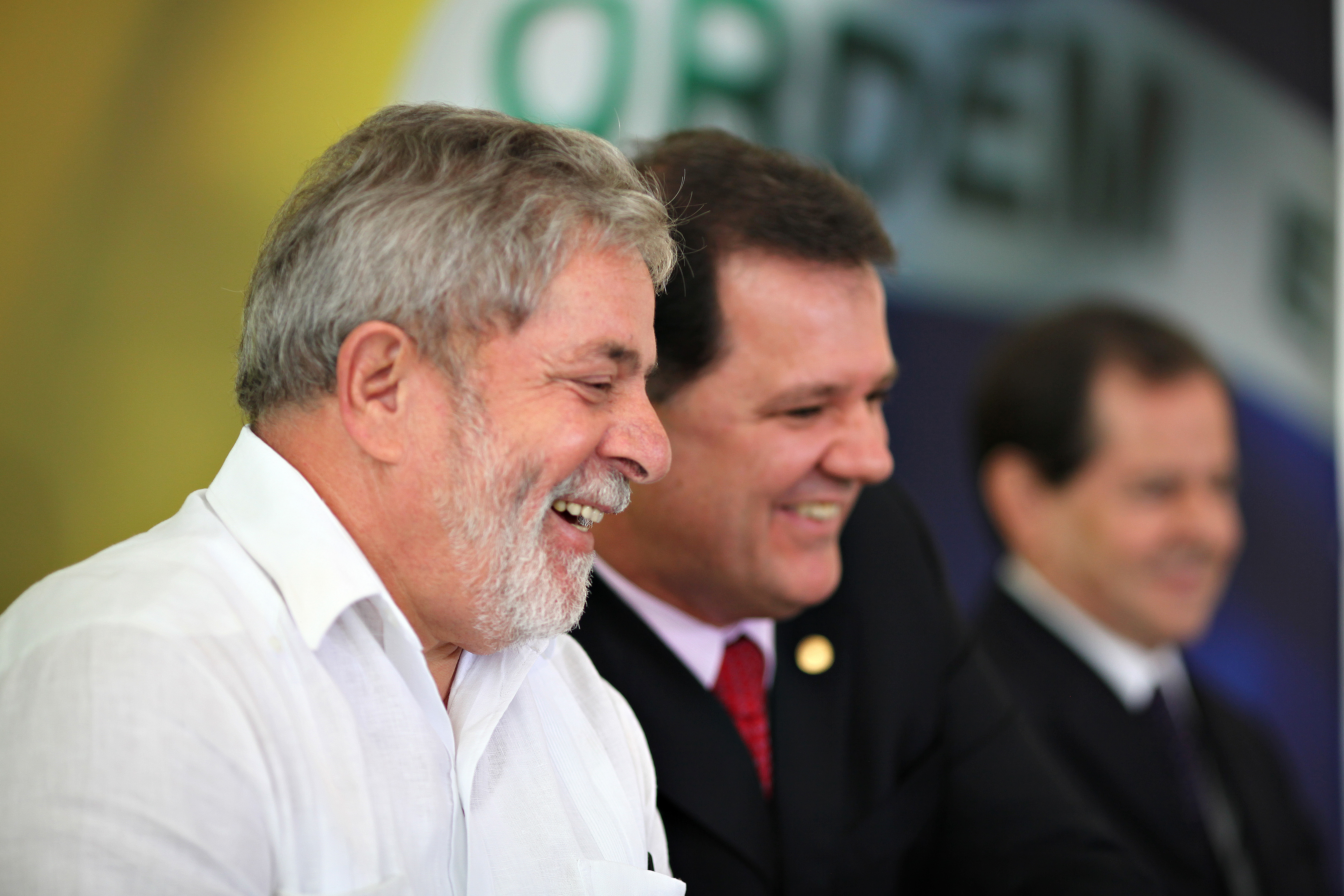 Presidente Lula  durante inauguração simultânea de uma agência da Previdência Social em Caetés, da terceira cascata de enriquecimento de urânio da INB em Resende, e da Hidrelétrica Foz de Chapecó 