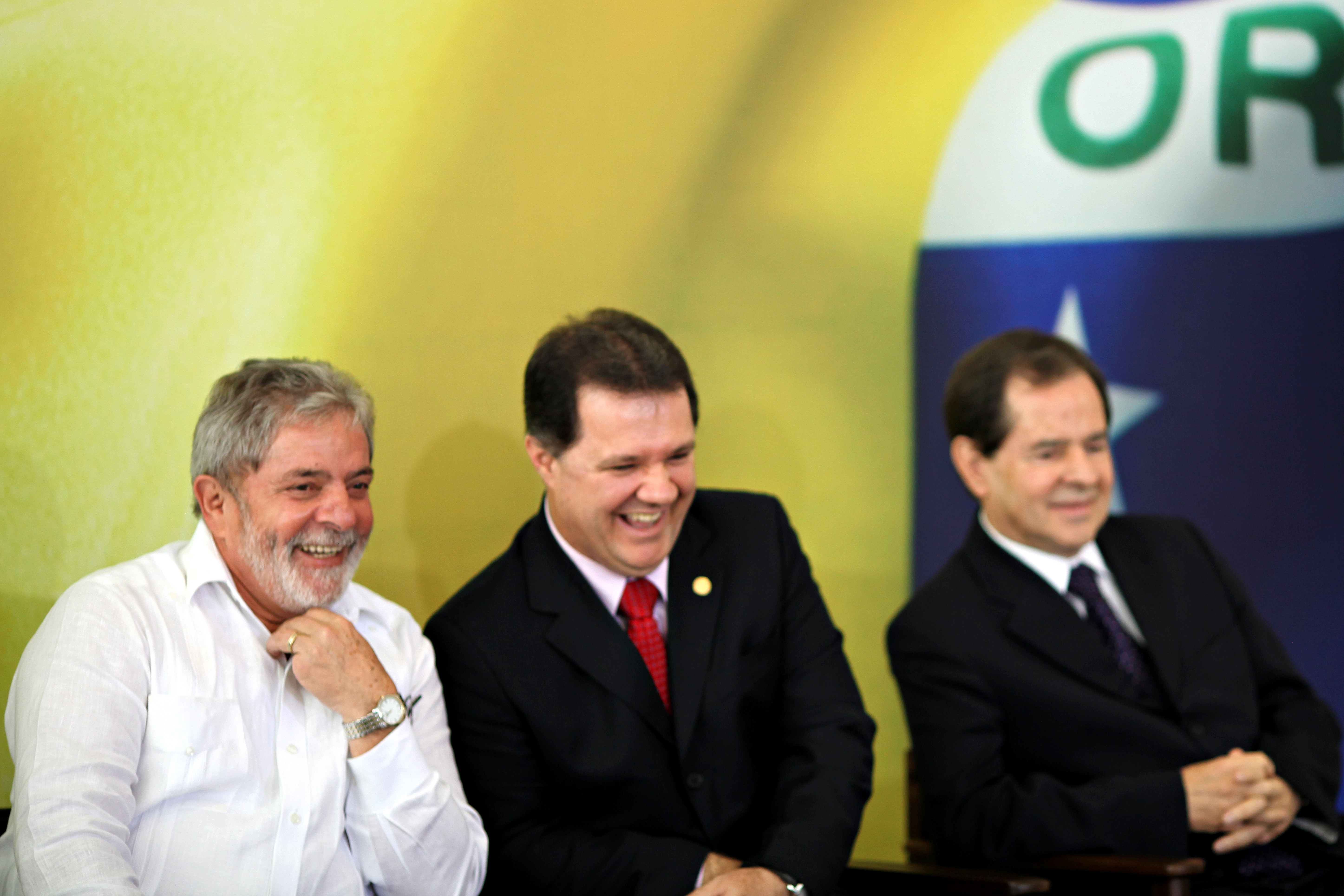 Presidente Lula na cerimônia de inauguração simultânea de uma agência da Previdência Social em Caetés, da terceira cascata de enriquecimento de urânio da INB em Resende, e da Hidrelétrica Foz de Chapecó 
