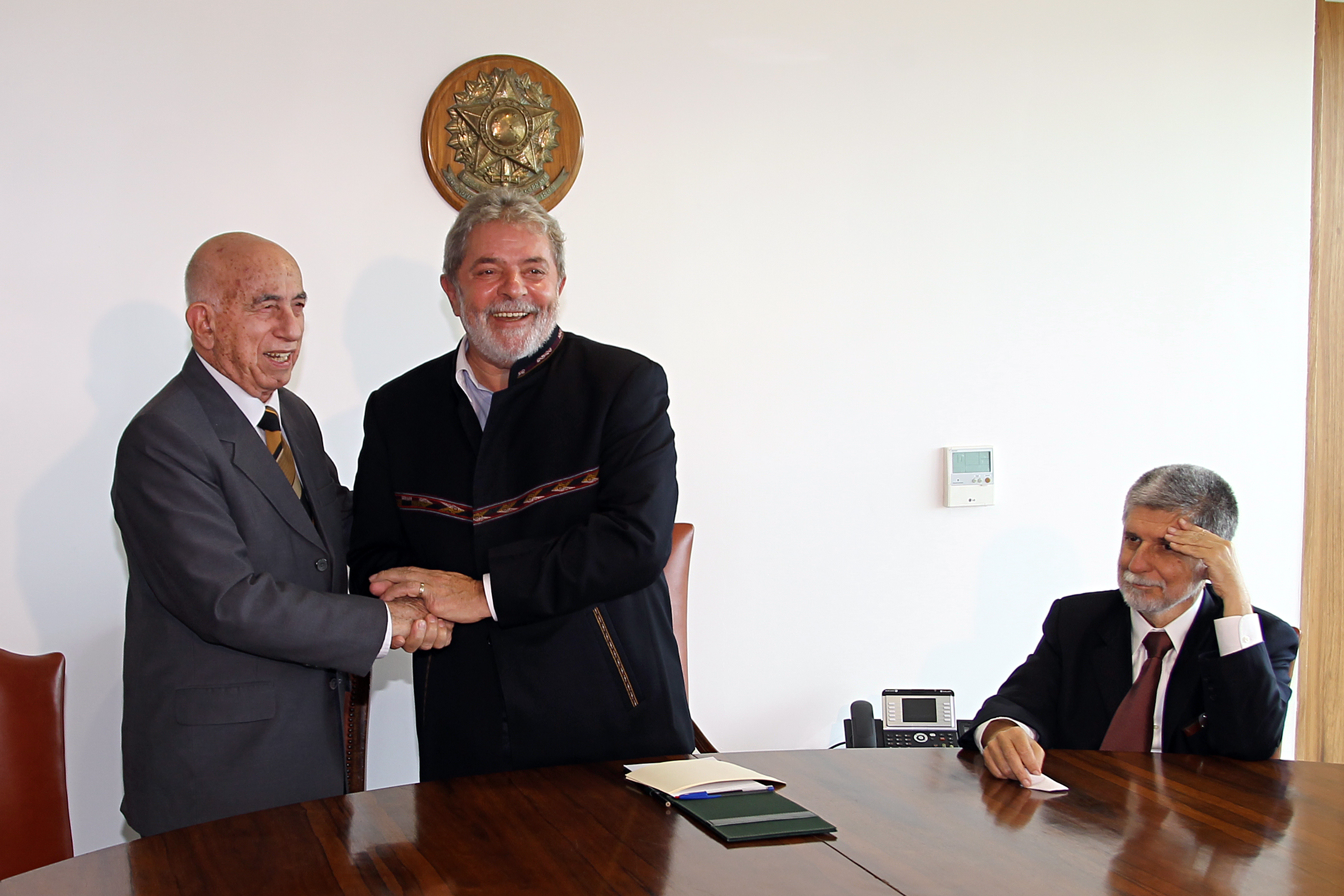 Presidente Lula e o vice-presidente do Conselho de Estado de Cuba, José Ramón Machado Ventura, durante encontro no Palácio do Planalto 