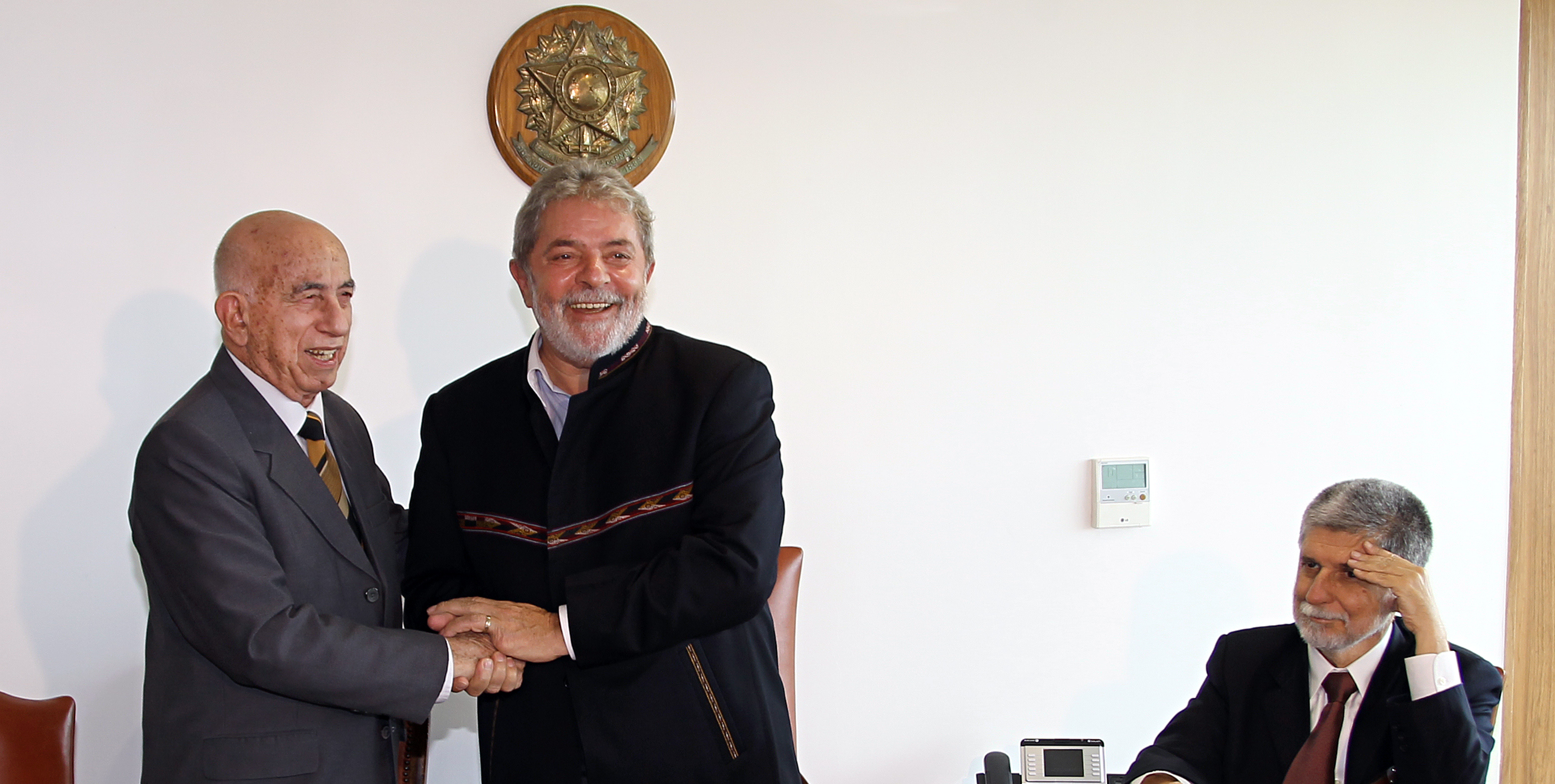Presidente Lula e o vice-presidente do Conselho de Estado de Cuba, José Ramón Machado Ventura, durante encontro no Palácio do Planalto